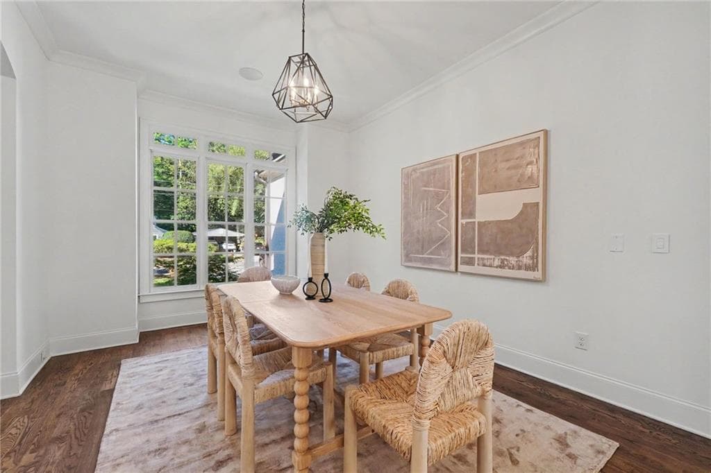 5 bedroom, 4 bathroom, 3,105 sq ft single family residence for sale at 2499 Warren Road, Atlanta, GA 30318 — photo 7