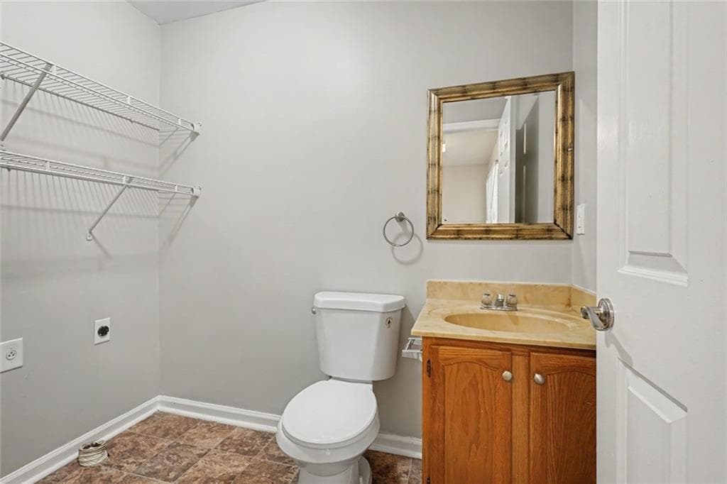2 bedroom, 3 bathroom, 1,926 sq ft townhouse for sale at 122 Davis Mill Court, Lawrenceville, GA 30044 — photo 10
