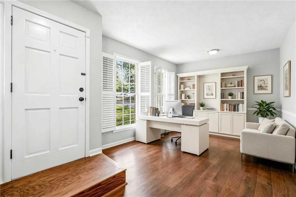 4 bedroom, 3 bathroom, 2,587 sq ft single family residence for sale at 155 King David Drive, Lilburn, GA 30047 — photo 6