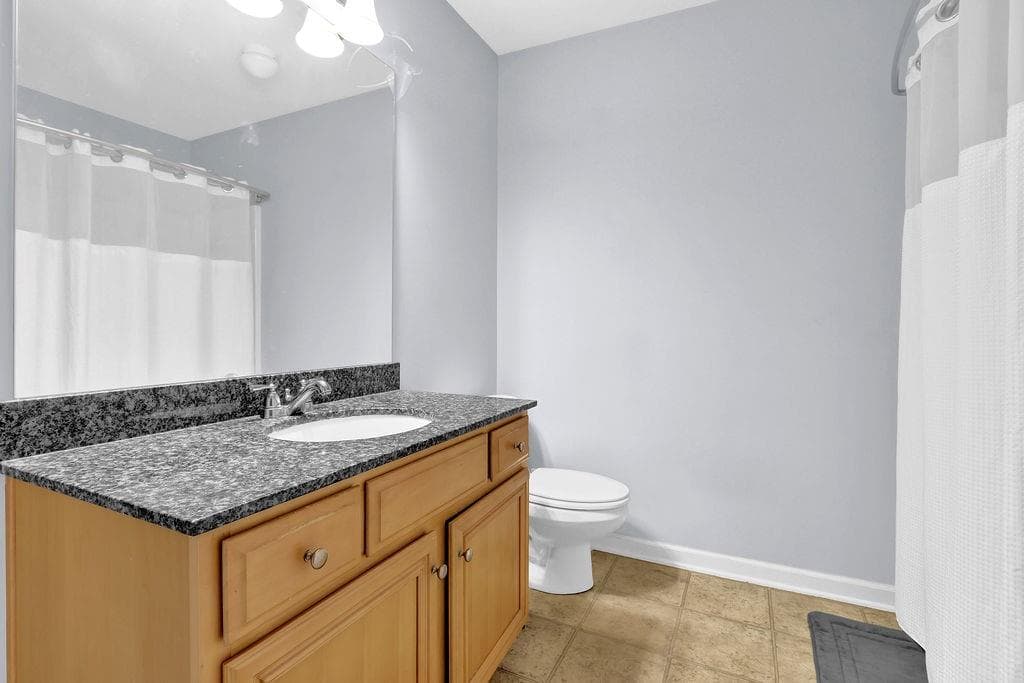 2 bedroom, 2 bathroom, 1,178 sq ft townhouse for sale at 805 Pleasant Hill Road 253, Lilburn, GA 30047 — photo 8