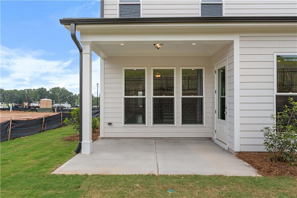 3 bedroom, 3 bathroom, 2,284 sq ft single family residence for sale at 678 Summit Hill Way, Cumming, GA 30040 — photo 8
