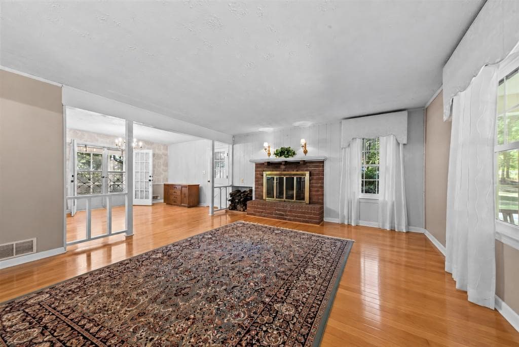 3 bedroom, 2 bathroom, 1,996 sq ft single family residence for sale at 70 Mystic Lane, Social Circle, GA 30025 — photo 6