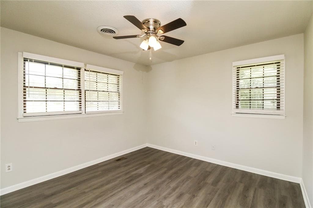 4 bedroom, 2 bathroom, 2,665 sq ft single family residence under contract at 2460 Greensboro Road, Madison, GA 30650 — photo 4