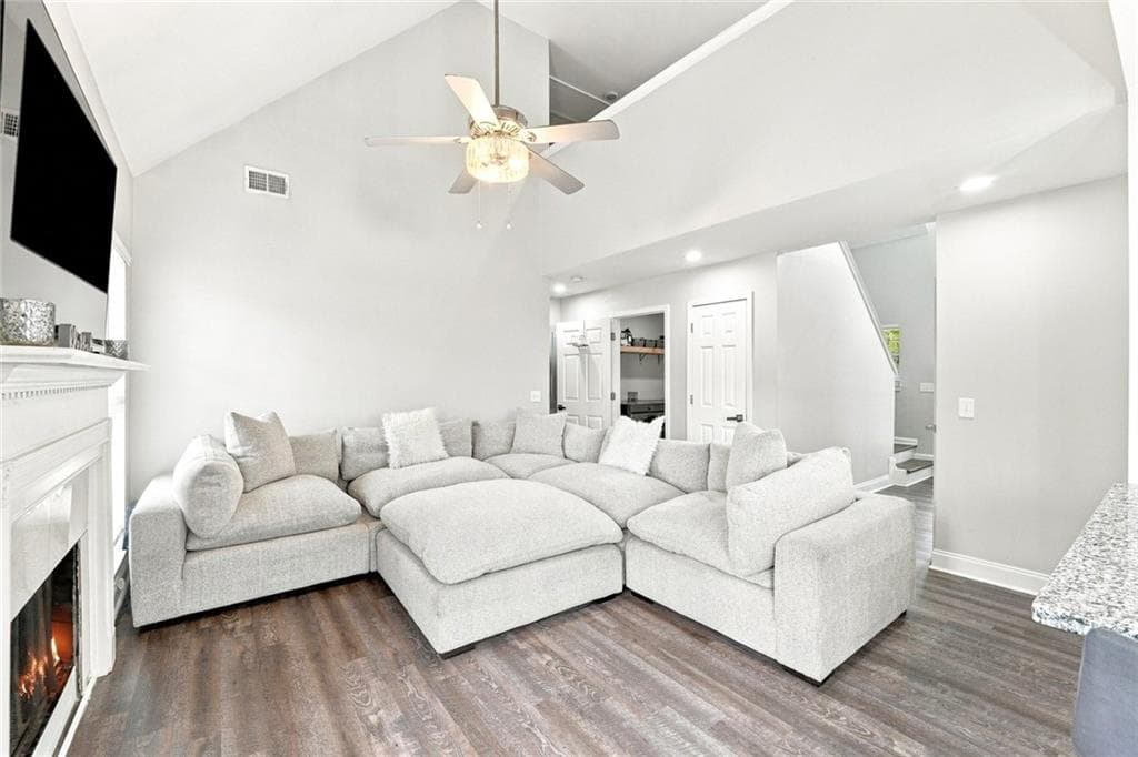 3 bedroom, 3 bathroom, 1,815 sq ft single family residence for sale at 45 Ridge Pointe Drive, Covington, GA 30016 — photo 6