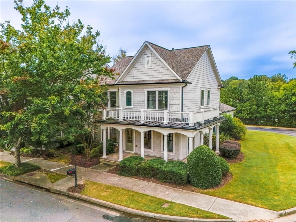 4 bedroom, 3 bathroom, 2,140 sq ft single family residence for rent at 3683 Memphis Drive, Suwanee, GA 30024 for $4,000 a month — photo 2