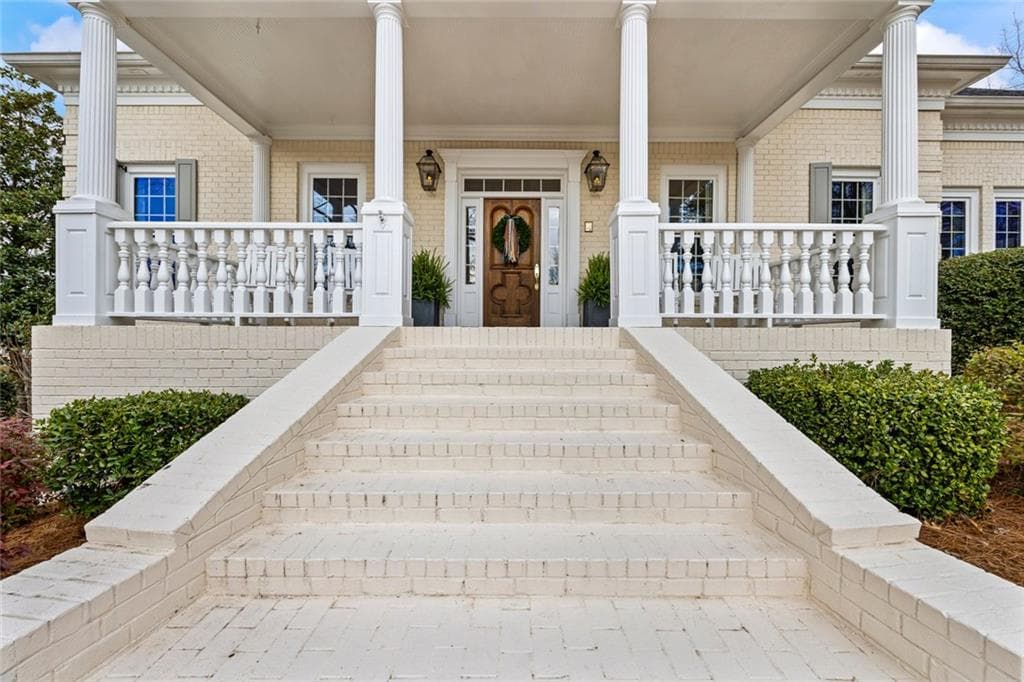 6 bedroom, 6 bathroom, 7,900 sq ft single family residence for sale at 5727 Mountain Oak Drive, Braselton, GA 30517 — photo 5