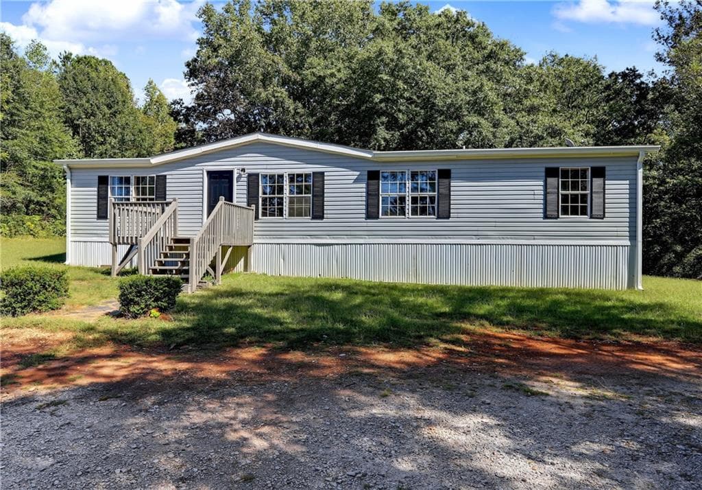 3 bedroom, 2 bathroom, 1,568 sq ft single family residence for sale at 249 John Golden Road, Temple, GA 30179