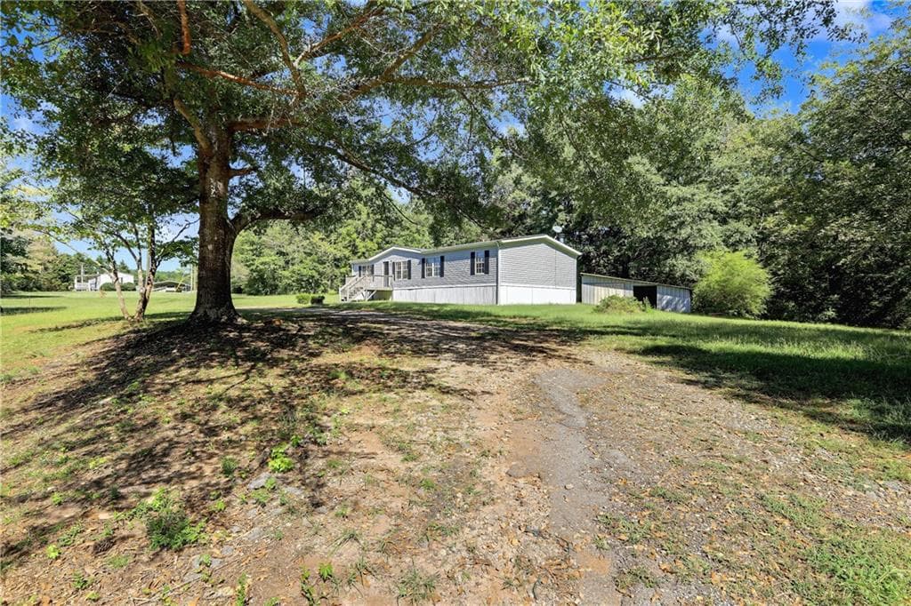 3 bedroom, 2 bathroom, 1,568 sq ft single family residence for sale at 249 John Golden Road, Temple, GA 30179 — photo 4