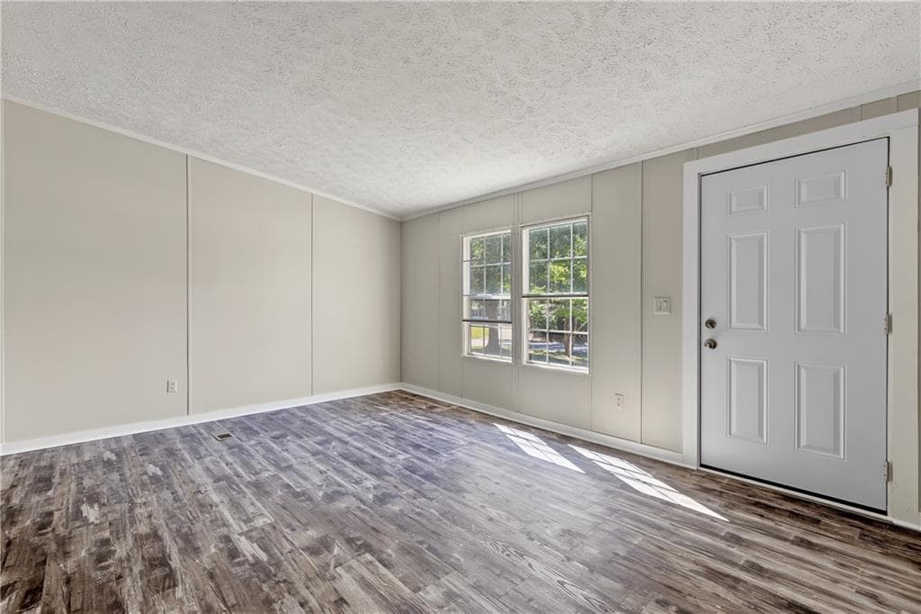 3 bedroom, 2 bathroom, 1,568 sq ft single family residence for sale at 249 John Golden Road, Temple, GA 30179 — photo 6