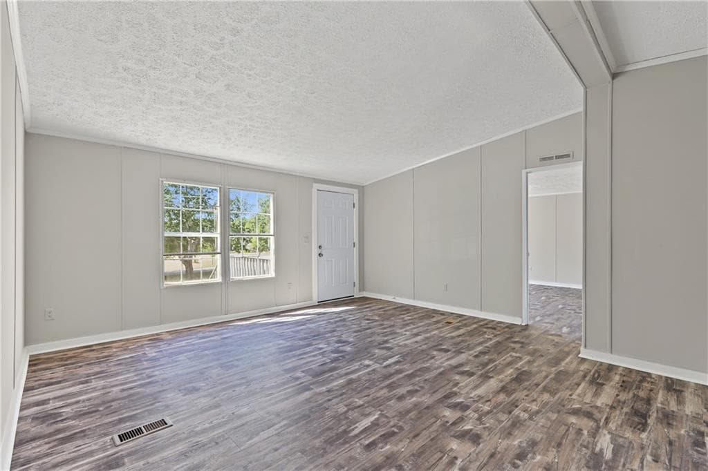 3 bedroom, 2 bathroom, 1,568 sq ft single family residence for sale at 249 John Golden Road, Temple, GA 30179 — photo 8