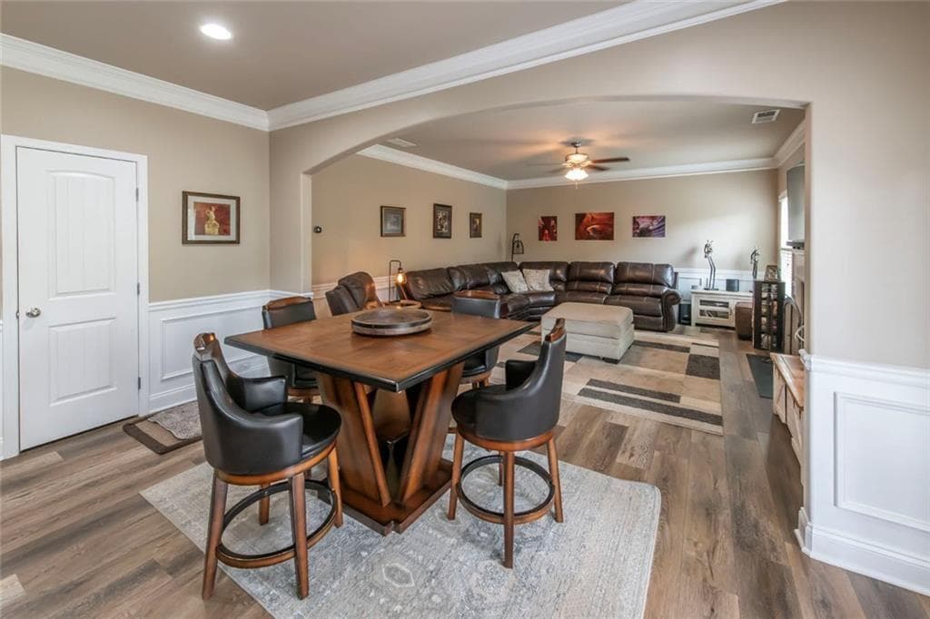 4 bedroom, 3 bathroom, 2,642 sq ft single family residence for sale at 4230 Hopewell Manor Drive, Cumming, GA 30028 — photo 3