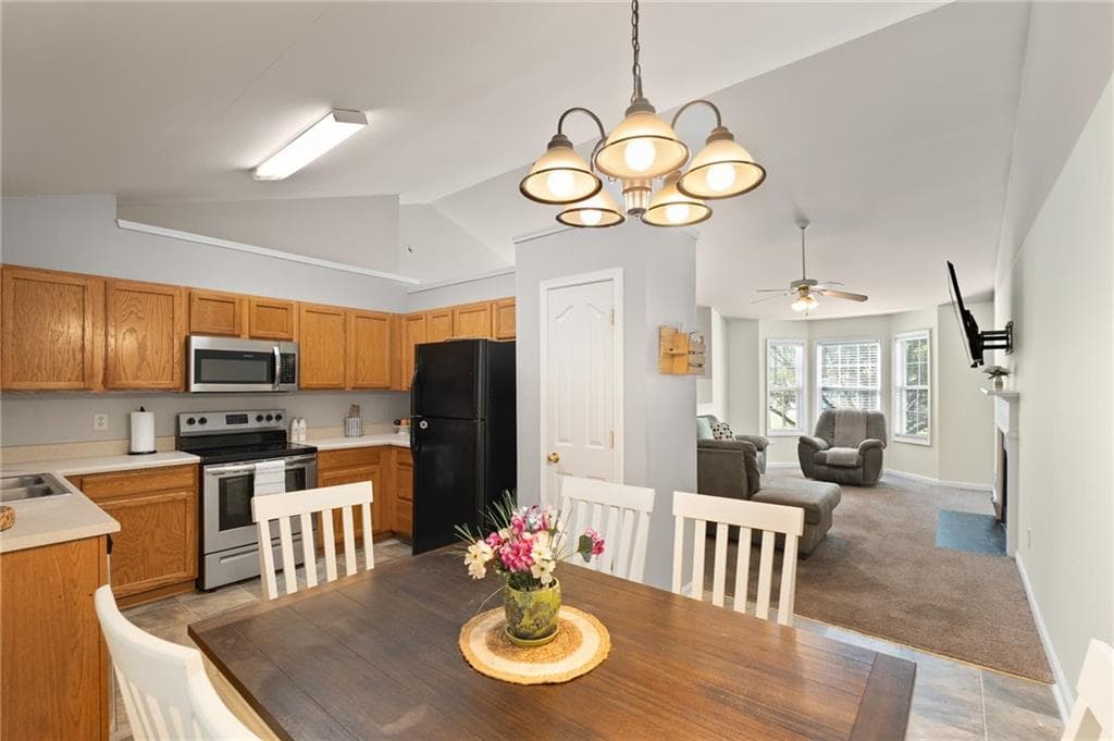 4 bedroom, 4 bathroom, 1,737 sq ft single family residence for sale at 6570 Snowbird Lane, Douglasville, GA 30134 — photo 8