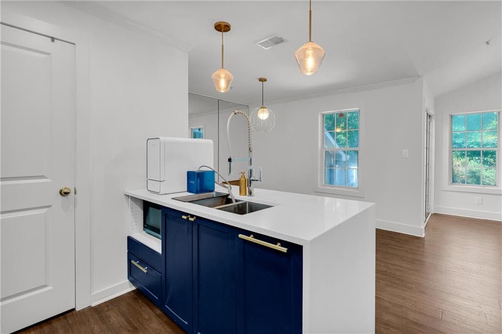 1 bedroom, 1 bathroom, 785 sq ft condominium for sale at 2004 River Heights Walk, Marietta, GA 30067 — photo 6