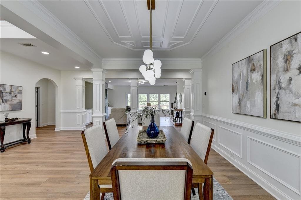 6 bedroom, 5 bathroom, 6,377 sq ft single family residence for sale at 2825 Waterstone Drive, Cumming, GA 30041 — photo 9