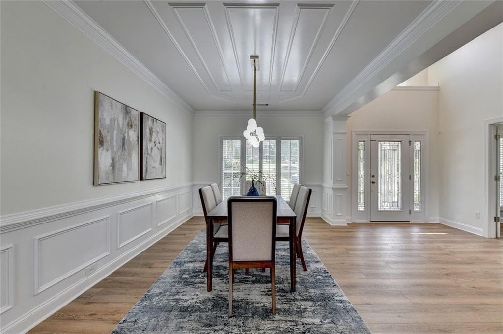 6 bedroom, 5 bathroom, 6,377 sq ft single family residence for sale at 2825 Waterstone Drive, Cumming, GA 30041 — photo 10