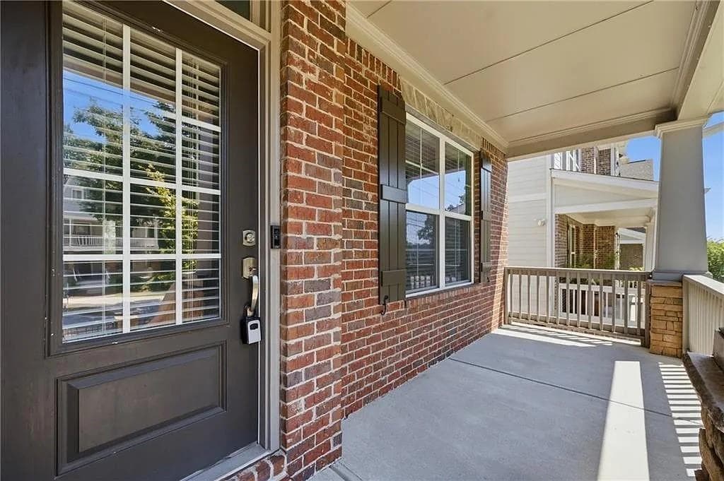 4 bedroom, 5 bathroom, 4,322 sq ft single family residence for rent at 4468 Oakden Place, Smyrna, GA 30080 for $4,500 a month — photo 3