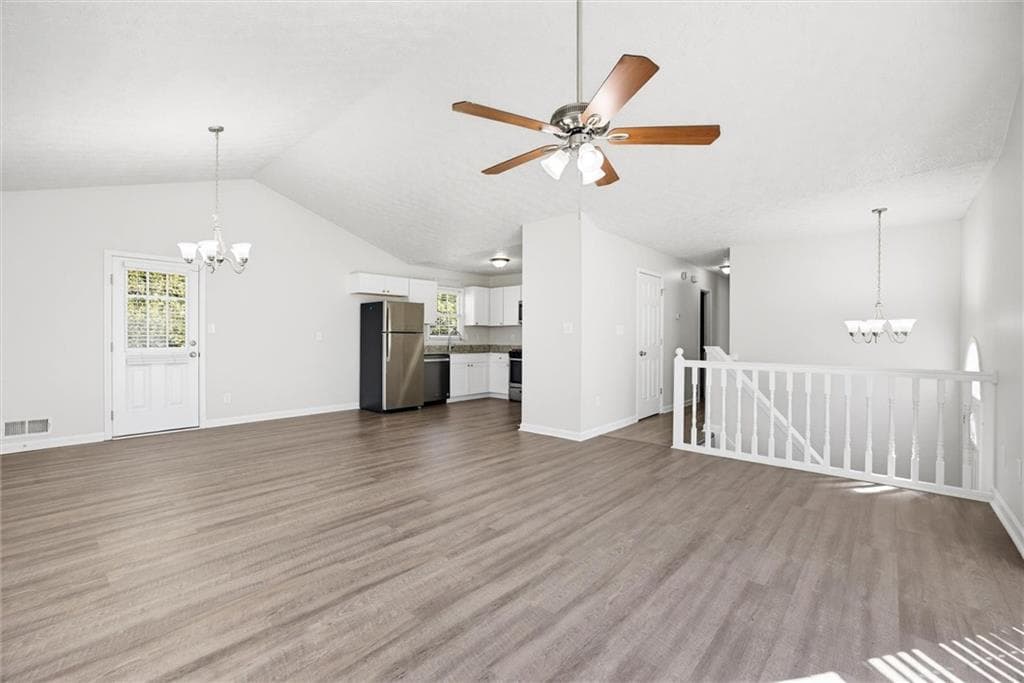 3 bedroom, 2 bathroom, 1,796 sq ft single family residence for sale at 89 Indian Trail Drive, Powder Springs, GA 30127 — photo 4