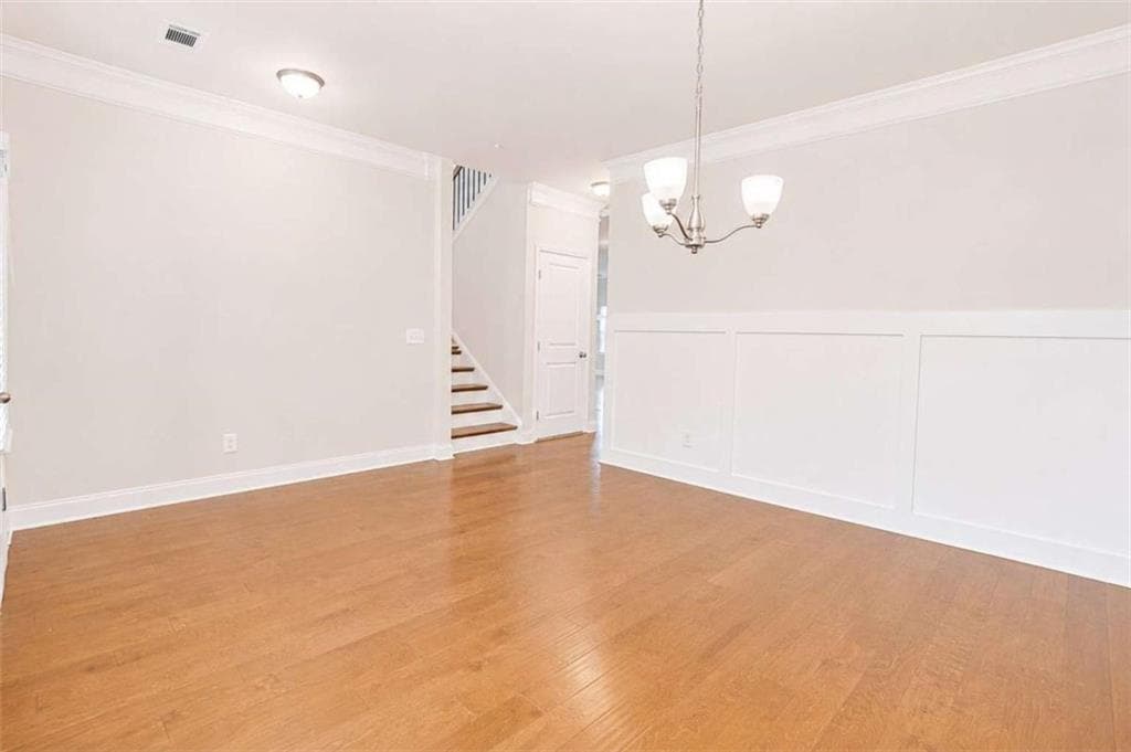 4 bedroom, 4 bathroom, 2,646 sq ft single family residence for sale at 5381 Woodline View Circle, Auburn, GA 30011 — photo 8