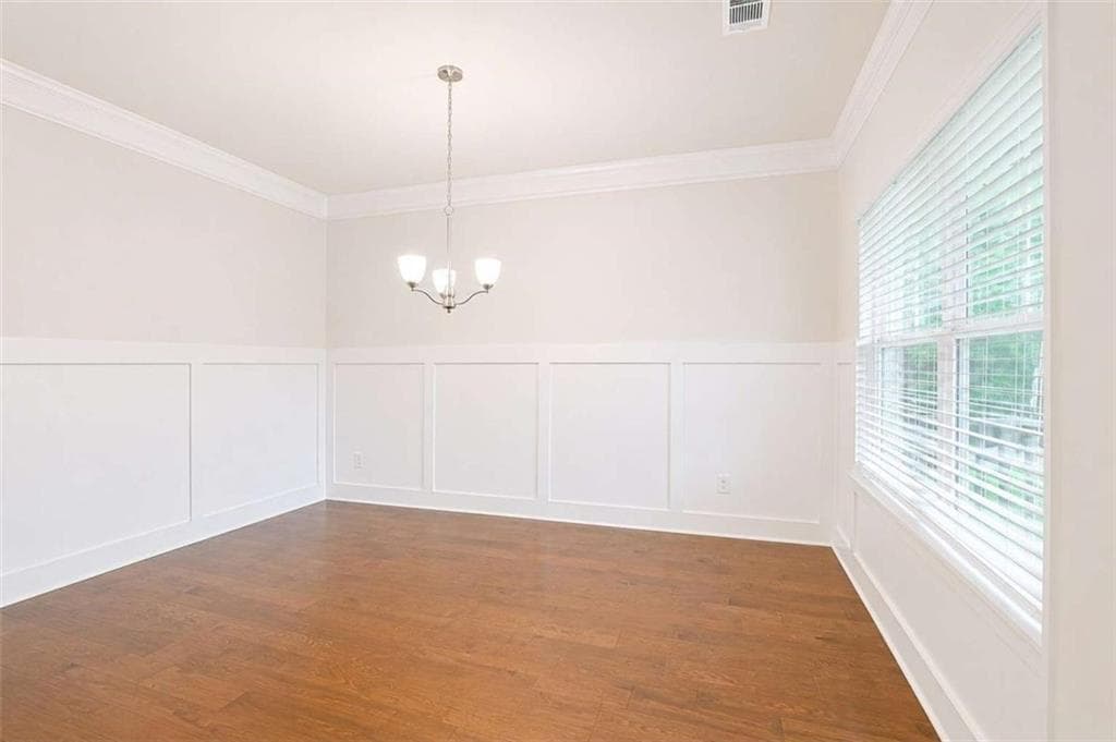 4 bedroom, 4 bathroom, 2,646 sq ft single family residence for sale at 5381 Woodline View Circle, Auburn, GA 30011 — photo 10
