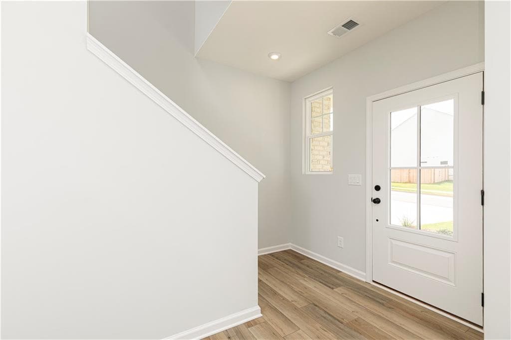 4 bedroom, 3 bathroom, 2,400 sq ft single family residence for sale at 760 Ocmulgee Crossing, Locust Grove, GA 30248 — photo 7