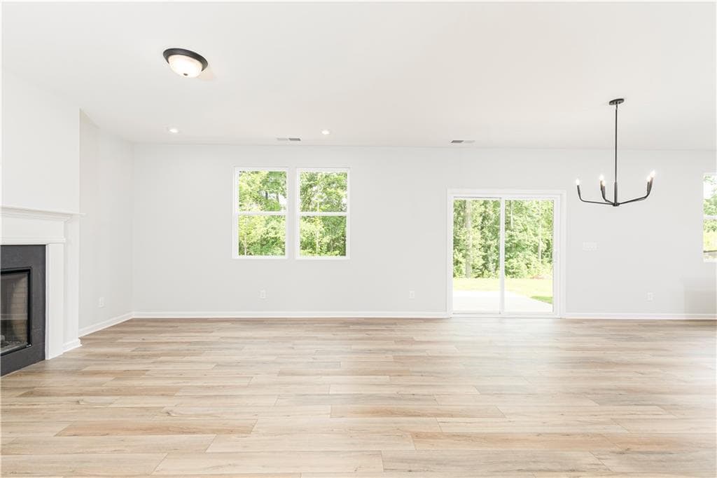 4 bedroom, 3 bathroom, 2,400 sq ft single family residence for sale at 760 Ocmulgee Crossing, Locust Grove, GA 30248 — photo 9