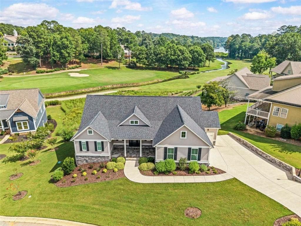 4 bedroom, 3 bathroom, 4,200 sq ft single family residence for sale at 1011 Lofter Place, Greensboro, GA 30642 — photo 4