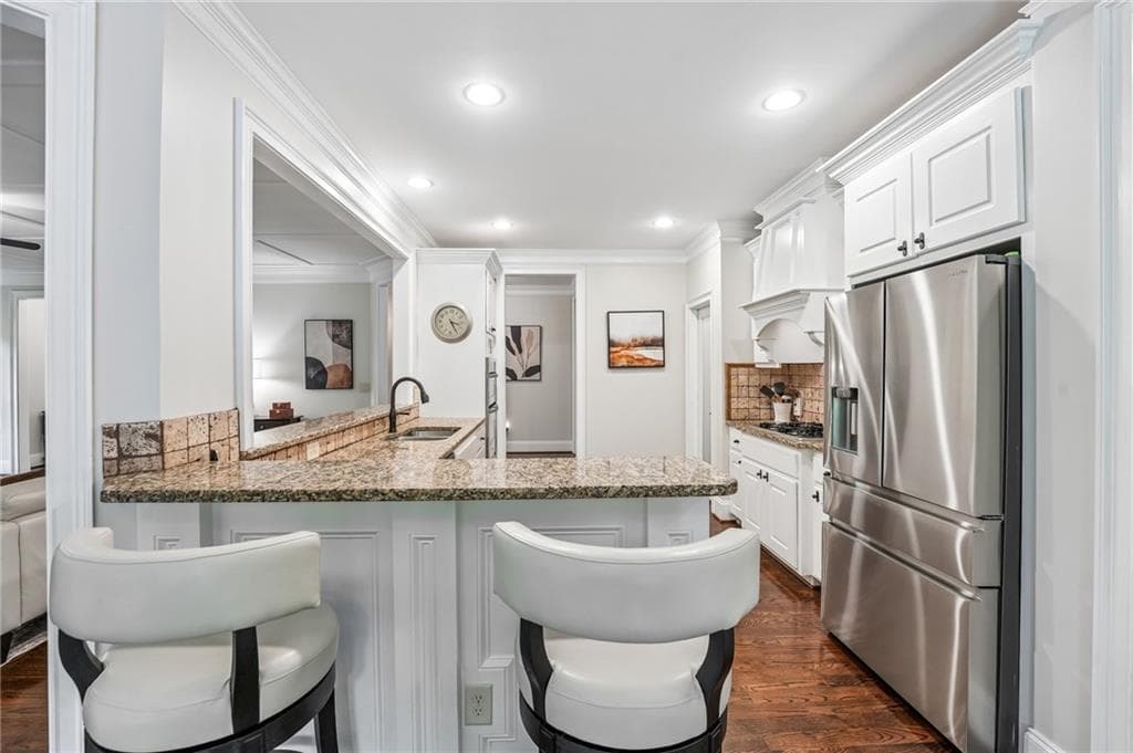 5 bedroom, 5 bathroom, 5,950 sq ft single family residence for sale at 2094 Harmony Drive, Canton, GA 30115 — photo 9