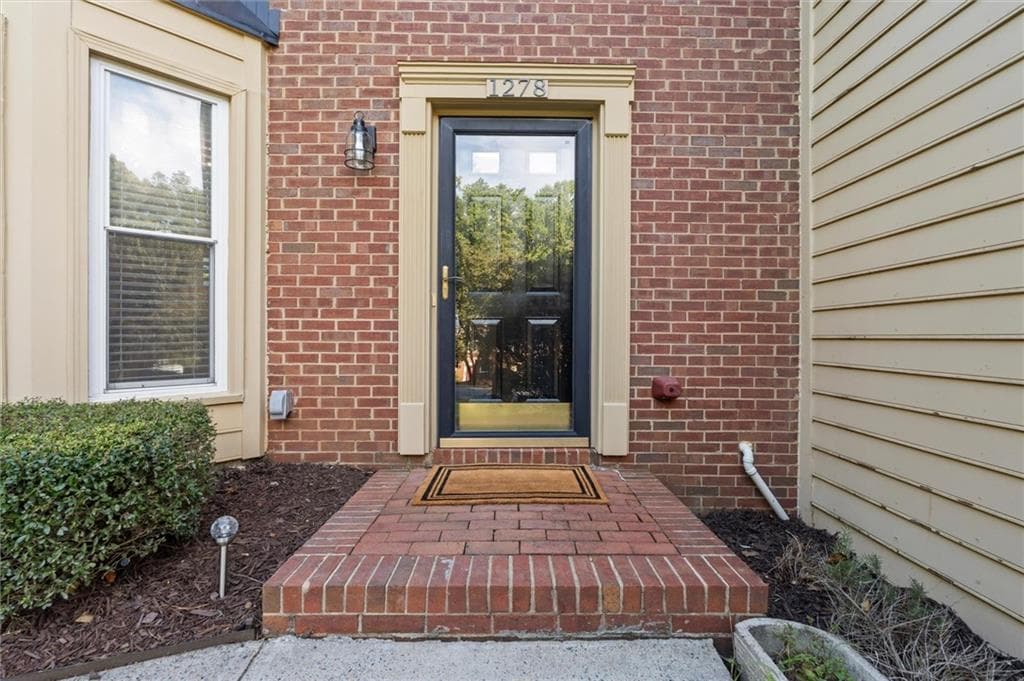 2 bedroom, 3 bathroom, 1,508 sq ft townhouse for sale at 1278 Whitlock Ridge Drive, Marietta, GA 30064 — photo 2