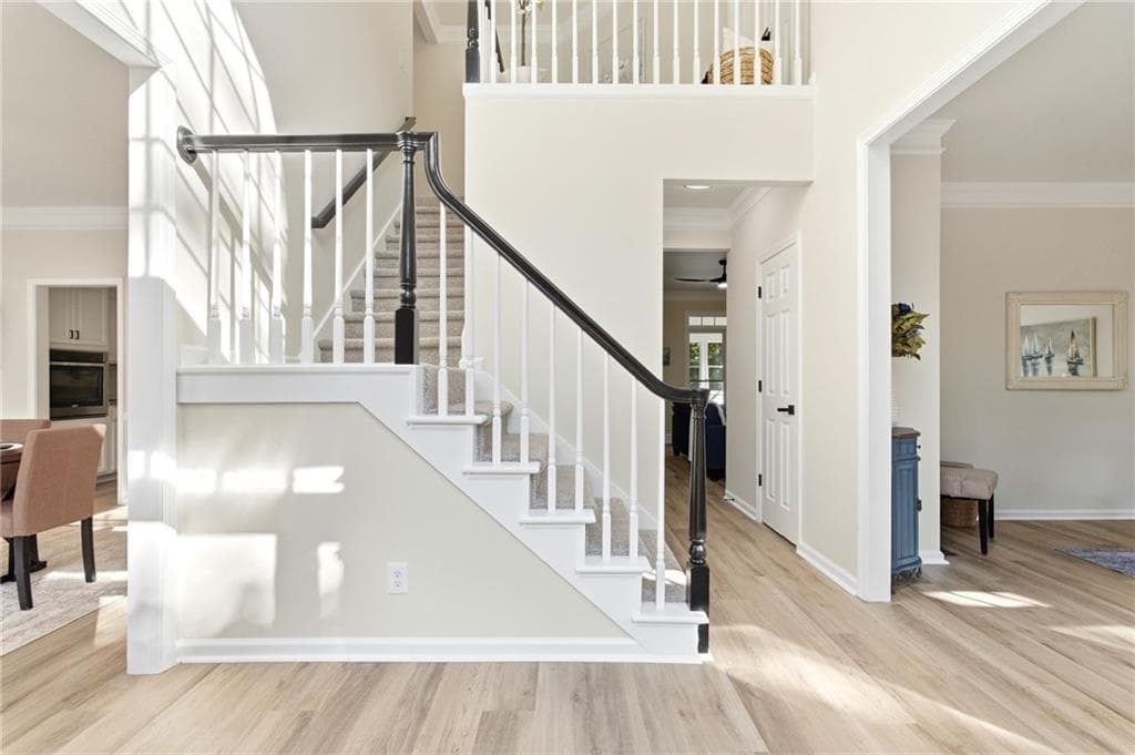 5 bedroom, 4 bathroom, 2,546 sq ft single family residence for sale at 2317 Kingsford Court, Lawrenceville, GA 30043 — photo 4