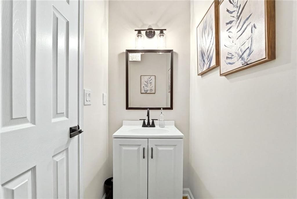 5 bedroom, 4 bathroom, 2,546 sq ft single family residence for sale at 2317 Kingsford Court, Lawrenceville, GA 30043 — photo 10