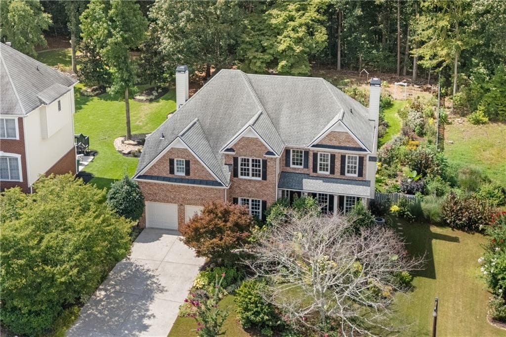 5 bedroom, 4 bathroom, 3,529 sq ft single family residence for sale at 562 Vinings Springs Drive, Mableton, GA 30126