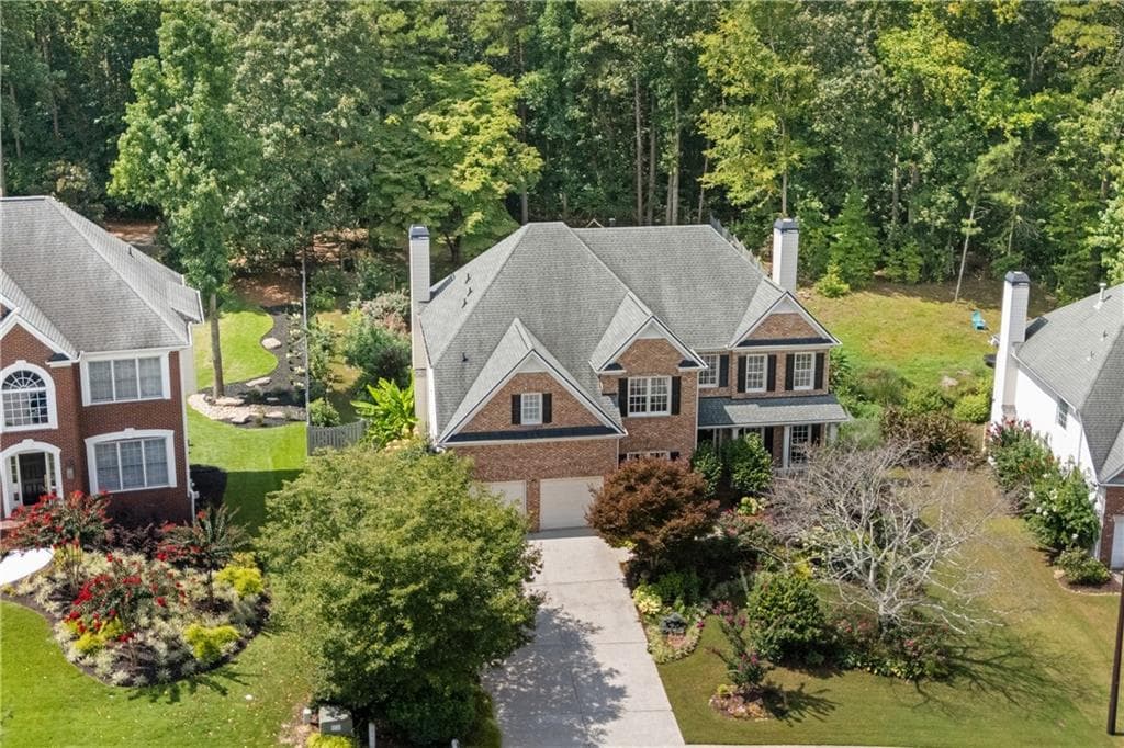 5 bedroom, 4 bathroom, 3,529 sq ft single family residence for sale at 562 Vinings Springs Drive, Mableton, GA 30126 — photo 2