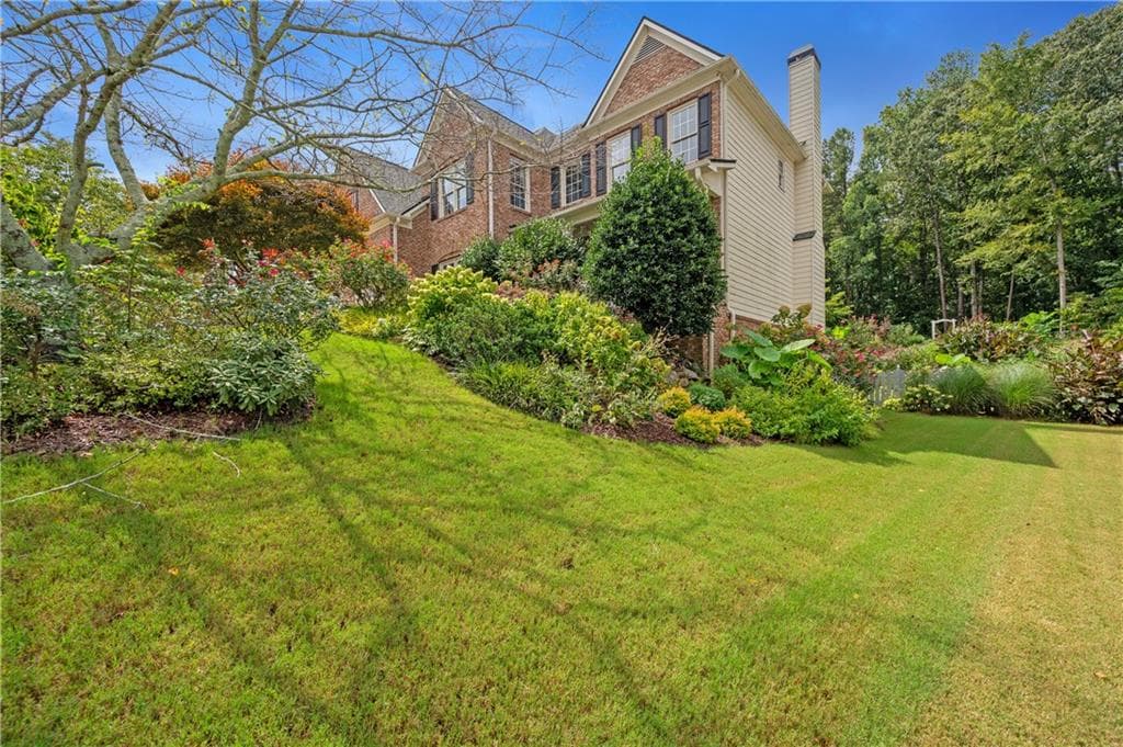5 bedroom, 4 bathroom, 3,529 sq ft single family residence for sale at 562 Vinings Springs Drive, Mableton, GA 30126 — photo 6