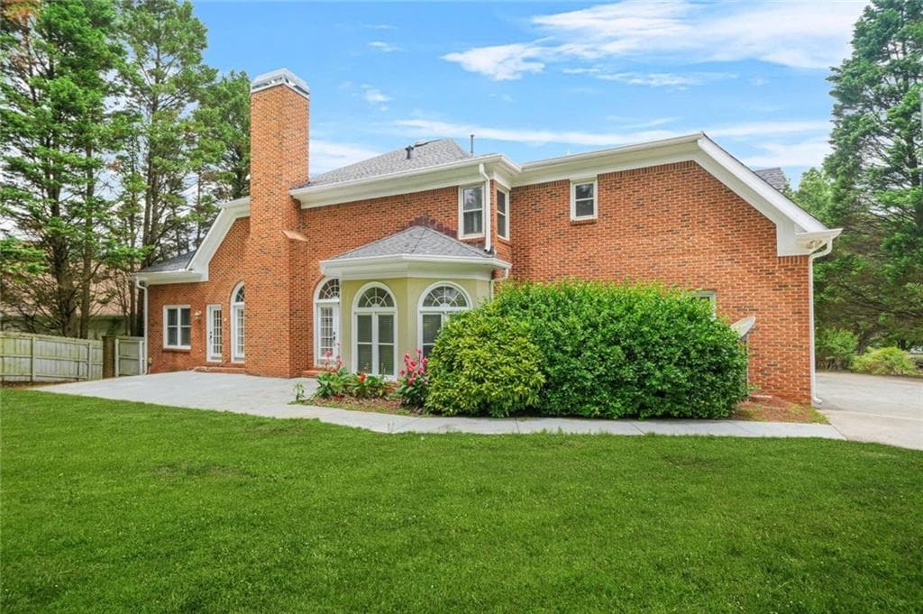 5 bedroom, 4 bathroom, 6,004 sq ft single family residence for sale at 110 Glen Eagle Way, Mcdonough, GA 30253 — photo 3