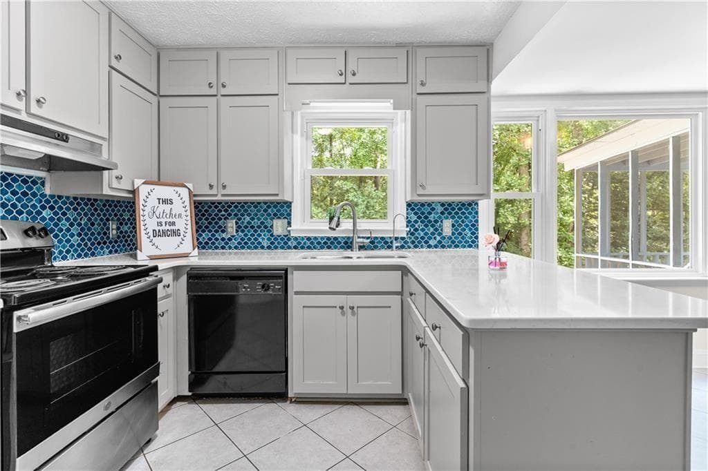 4 bedroom, 3 bathroom, 2,548 sq ft single family residence for rent at 1428 Brookcliff Drive, Marietta, GA 30062 for $3,100 a month — photo 9