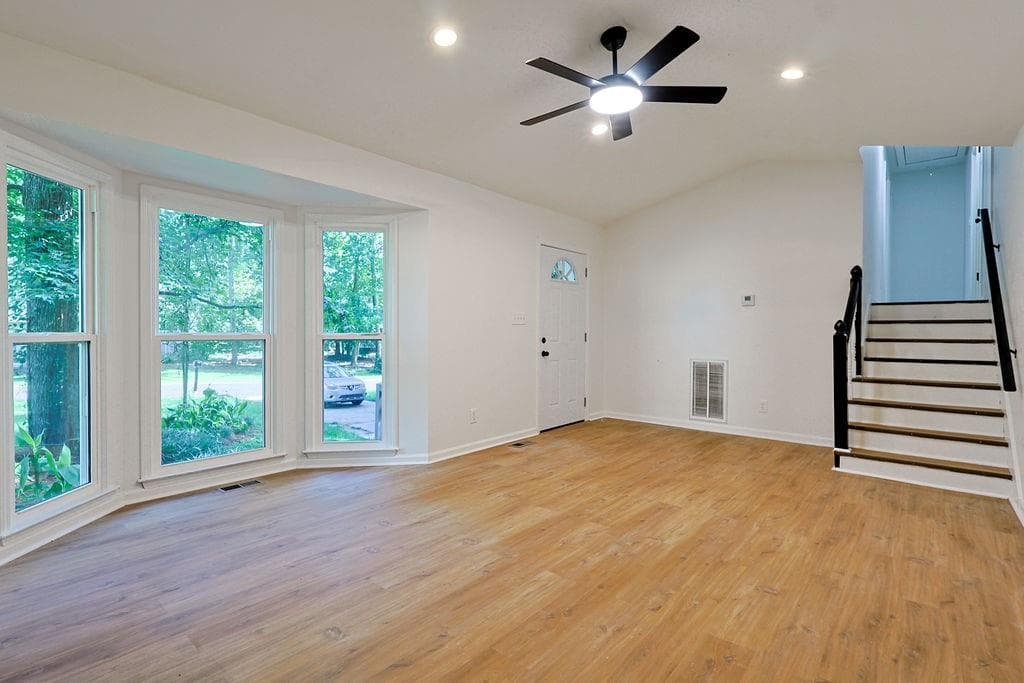 3 bedroom, 2 bathroom, 1,748 sq ft single family residence for sale at 263 Sumer Lane, Douglasville, GA 30134 — photo 5