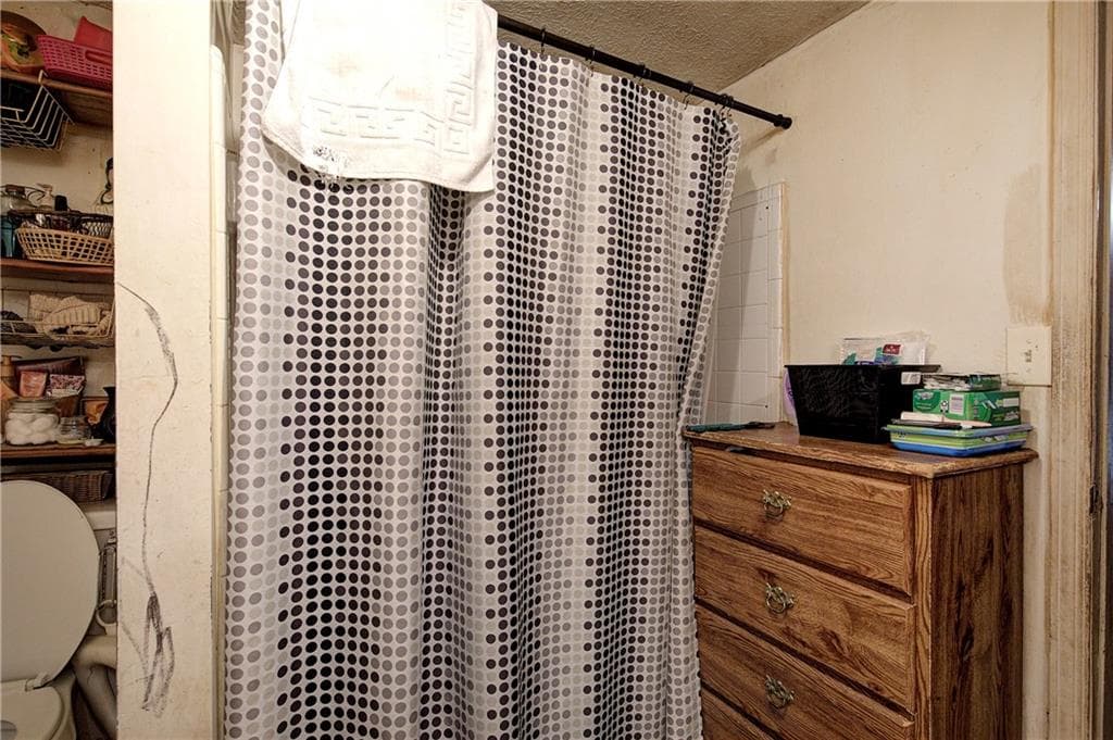 3 bedroom, 2 bathroom, 1,344 sq ft single family residence for sale at 12 Fowler Drive, Cartersville, GA 30121 — photo 4