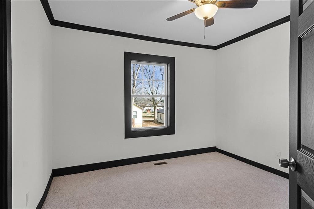 3 bedroom, 4 bathroom, 1,241 sq ft single family residence for sale at 391 S Bend Avenue, Atlanta, GA 30315 — photo 8