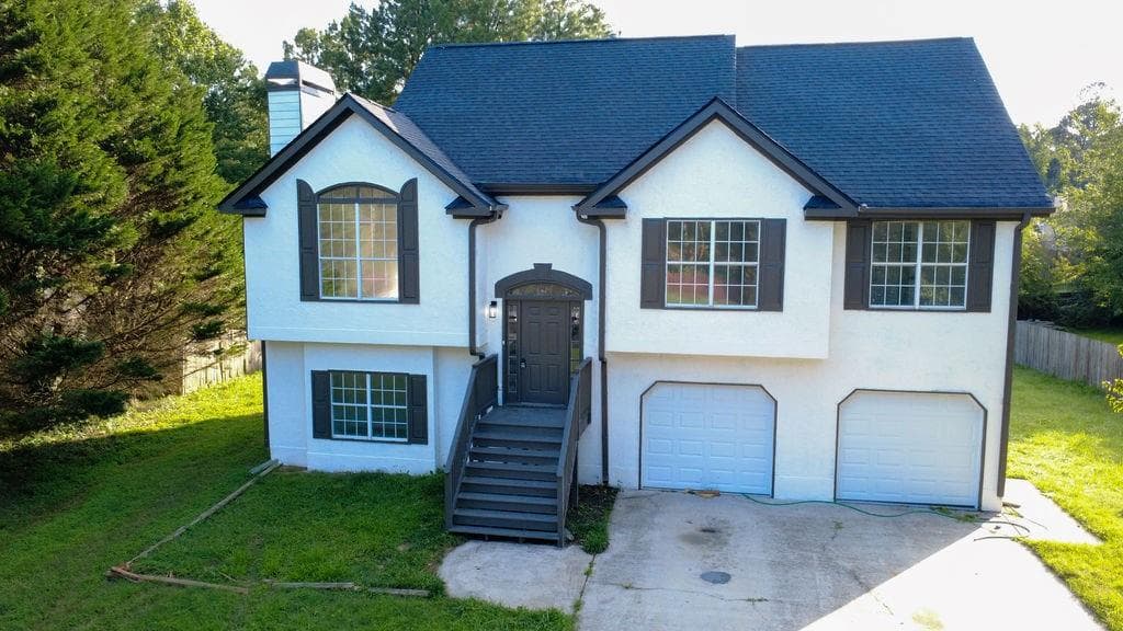 4 bedroom, 3 bathroom, 3,203 sq ft single family residence for sale at 2774 Old Barn Trail, Powder Springs, GA 30127 — photo 2