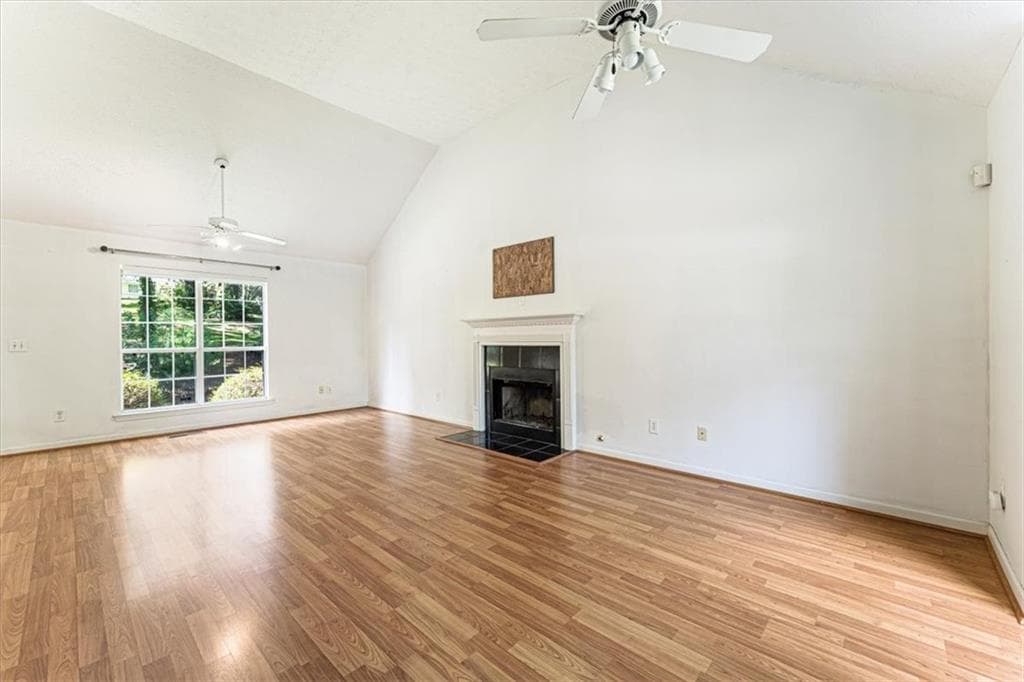 3 bedroom, 3 bathroom, 1,120 sq ft single family residence for sale at 3427 Parkview Place, Hapeville, GA 30354 — photo 8