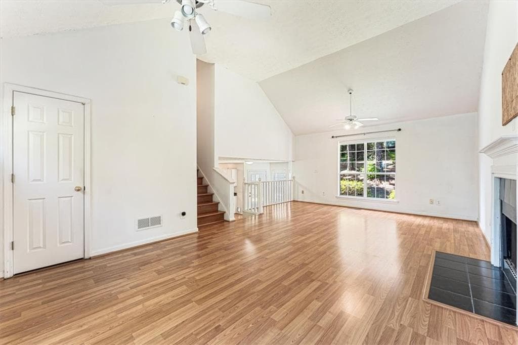 3 bedroom, 3 bathroom, 1,120 sq ft single family residence for sale at 3427 Parkview Place, Hapeville, GA 30354 — photo 9