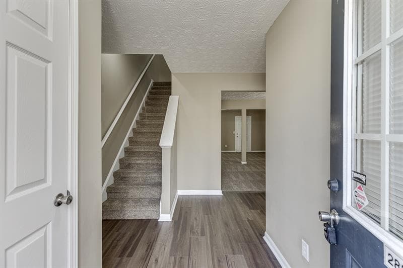 3 bedroom, 3 bathroom, 1,528 sq ft townhouse for rent at 2883 Creek Bottom Court, Gainesville, GA 30504 for $1,599 a month — photo 3