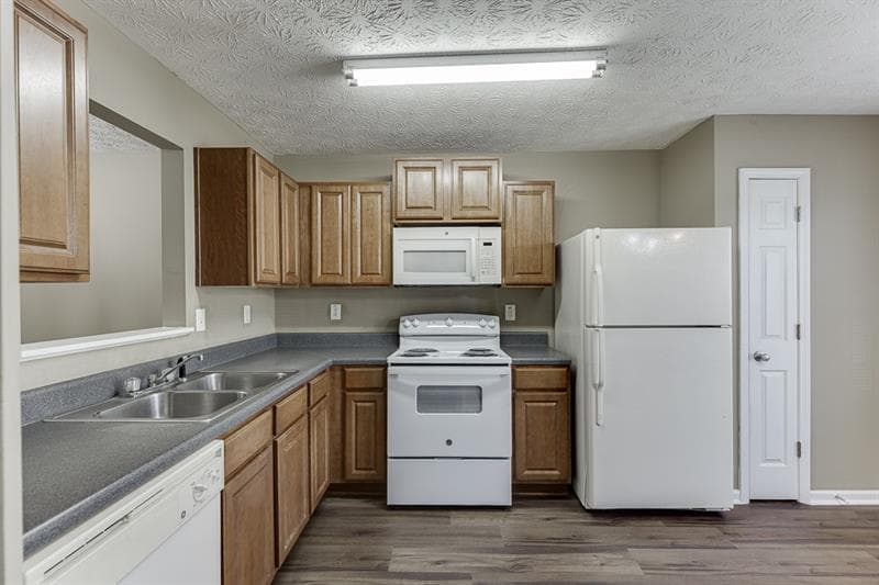 3 bedroom, 3 bathroom, 1,528 sq ft townhouse for rent at 2883 Creek Bottom Court, Gainesville, GA 30504 for $1,599 a month — photo 5