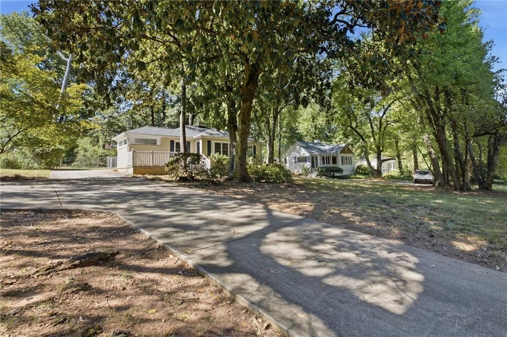 2 bedroom, 1 bathroom, 1,383 sq ft single family residence for sale at 969 S Columbia Drive, Decatur, GA 30030 — photo 5
