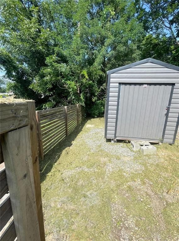 2 bedroom, 1 bathroom, 928 sq ft single family residence for sale at 8338 Dallas Highway, Douglasville, GA 30134 — photo 10