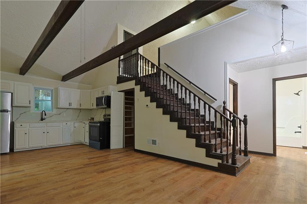 3 bedroom, 2 bathroom, 1,792 sq ft single family residence for sale at 209 Ashley Lane, Dahlonega, GA 30533 — photo 10