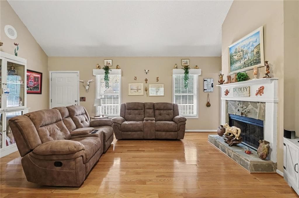 3 bedroom, 3 bathroom, 1,401 sq ft single family residence for sale at 4948 Rancho Court, Winston, GA 30187 — photo 2
