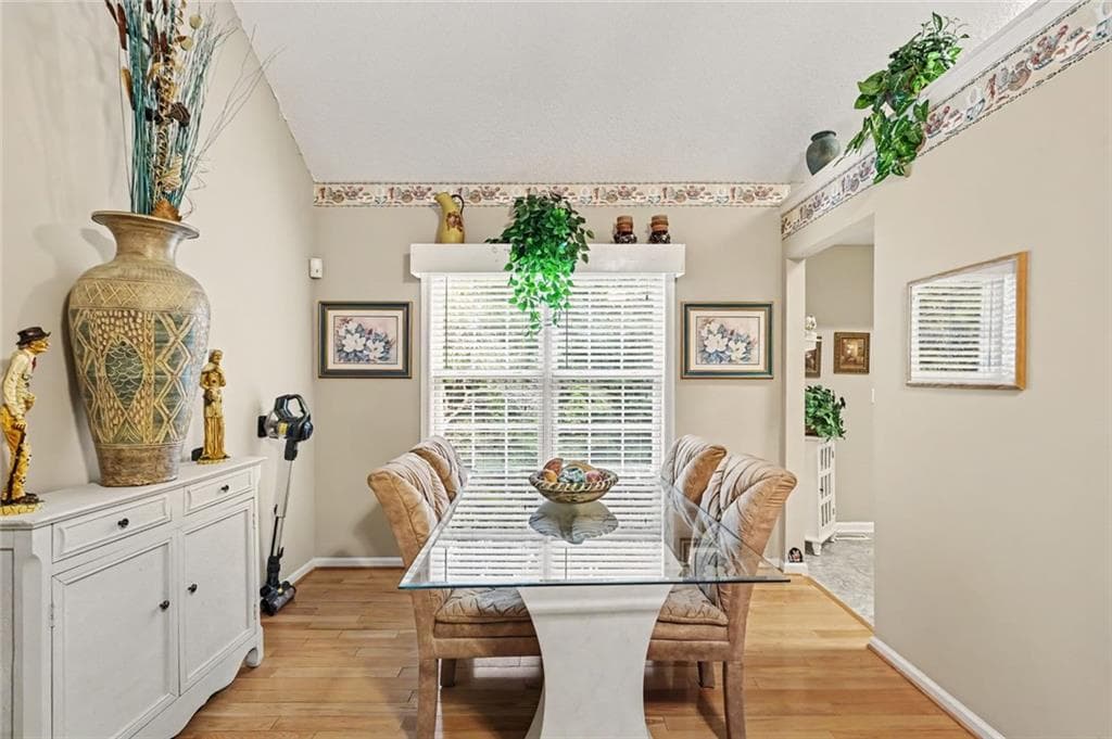 3 bedroom, 3 bathroom, 1,401 sq ft single family residence for sale at 4948 Rancho Court, Winston, GA 30187 — photo 3