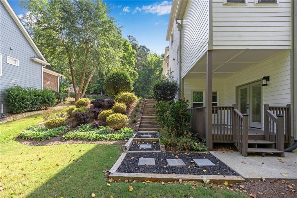 6 bedroom, 6 bathroom, 6,700 sq ft single family residence for sale at 1749 Patriots Way, Kennesaw, GA 30152 — photo 3