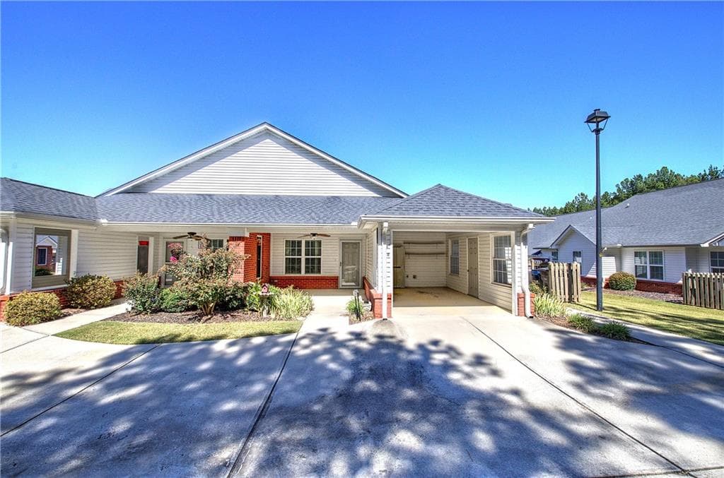 2 bedroom, 2 bathroom, 1,035 sq ft condominium for sale at 150 Old Mill Road 328, Cartersville, GA 30120
